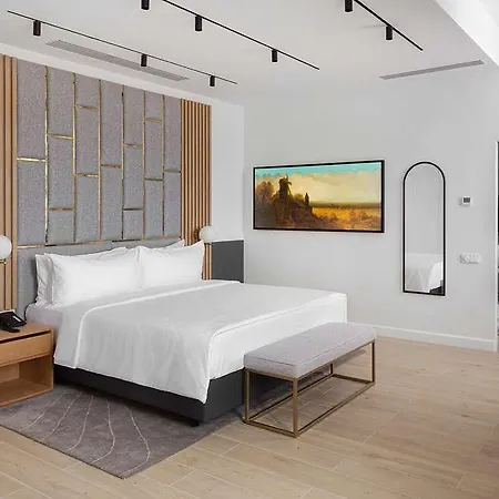 The Basilian Minsk, Curio Collection By Hilton 4* ミンスク