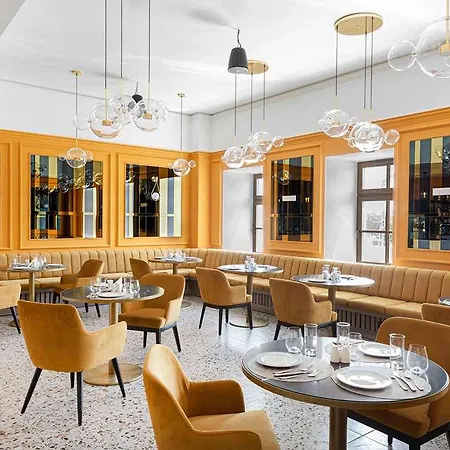 The Basilian Minsk, Curio Collection By Hilton ホテル