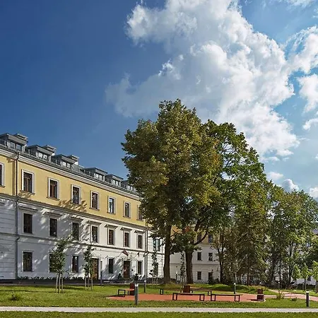 ホテル The Basilian Minsk, Curio Collection By Hilton 4*