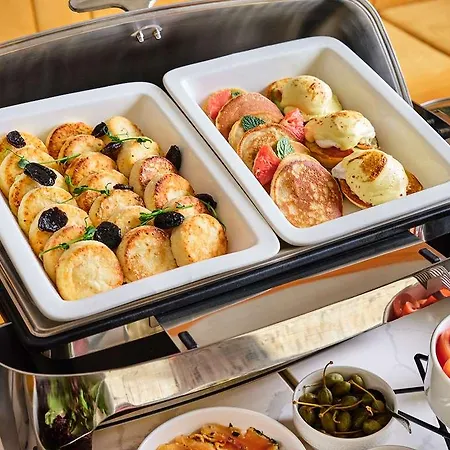 The Basilian Minsk, Curio Collection By Hilton 4* ミンスク