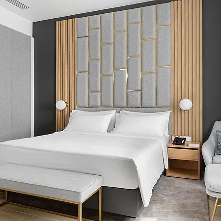 Hotel The Basilian Minsk, Curio Collection By Hilton Minsk