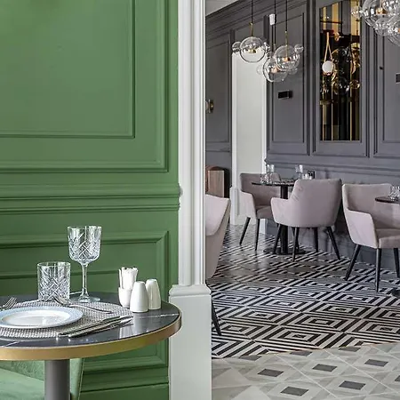 Hotel The Basilian Minsk, Curio Collection By Hilton