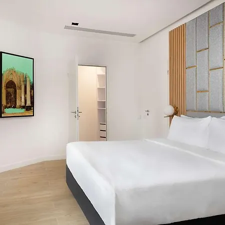 The Basilian Minsk, Curio Collection By Hilton فندق