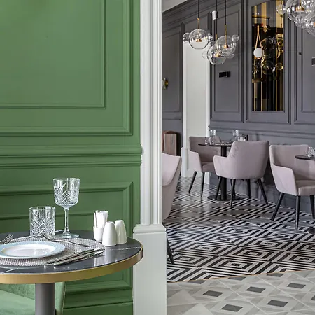 Hotel The Basilian Minsk, Curio Collection By Hilton