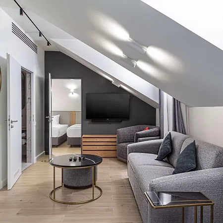 The Basilian Minsk, Curio Collection By Hilton 4* مينسك