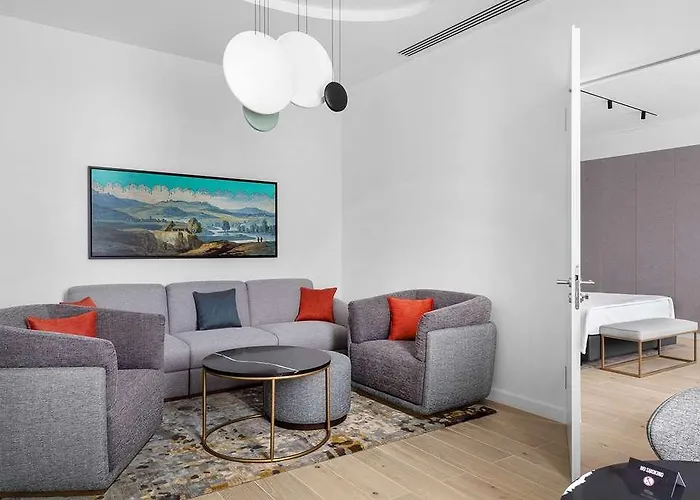 The Basilian Minsk, Curio Collection By Hilton Hotel