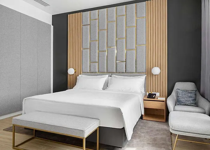 호텔 The Basilian Minsk, Curio Collection By Hilton 민스크