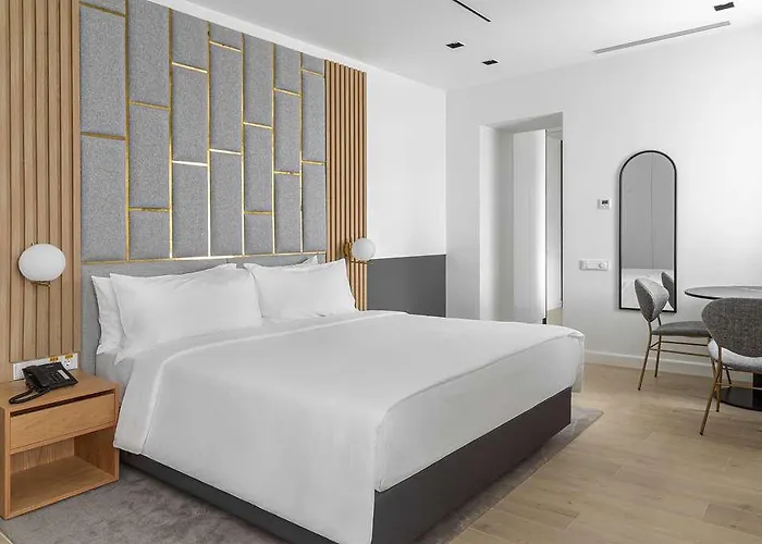 The Basilian Minsk, Curio Collection By Hilton 호텔 4*