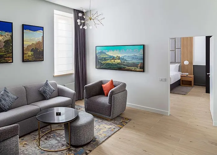 The Basilian Minsk, Curio Collection By Hilton 호텔