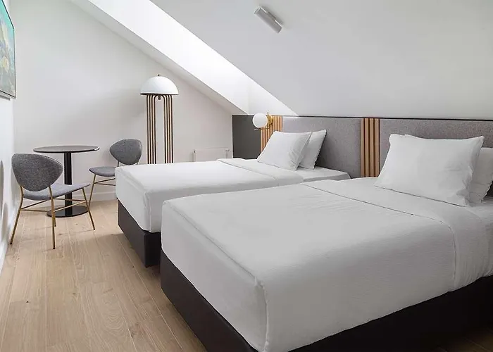 Hotel The Basilian Minsk, Curio Collection By Hilton Minsk