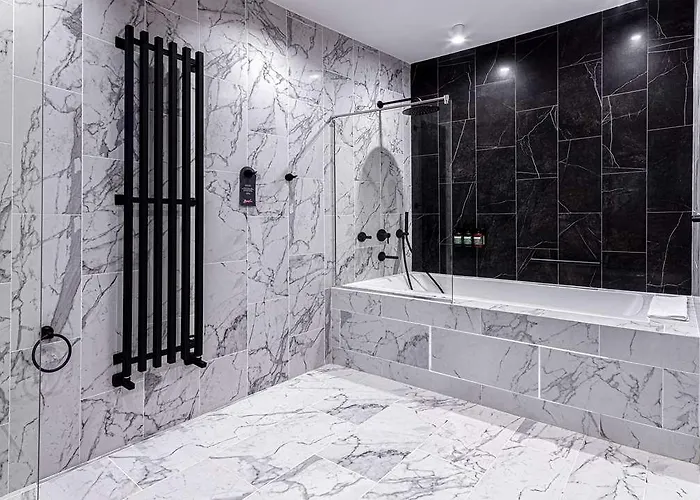 The Basilian Minsk, Curio Collection By Hilton 4* 민스크