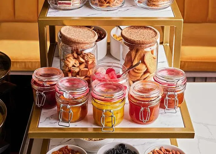 The Basilian Minsk, Curio Collection By Hilton 4* 민스크