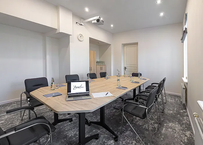 호텔 The Basilian Minsk, Curio Collection By Hilton 민스크