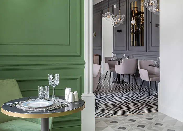 Отель The Basilian Minsk, Curio Collection By Hilton