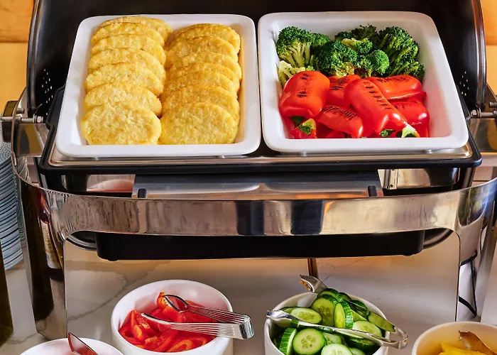 The Basilian Minsk, Curio Collection By Hilton 4* 민스크