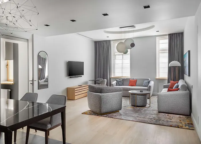 The Basilian Minsk, Curio Collection By Hilton Μινσκ